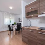 2 Bedroom Lovely In Lejlighed *