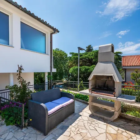 公寓 2 Bedroom Lovely In *