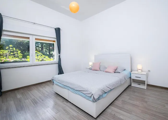 Stunning In With Wifi Apartament Rabac