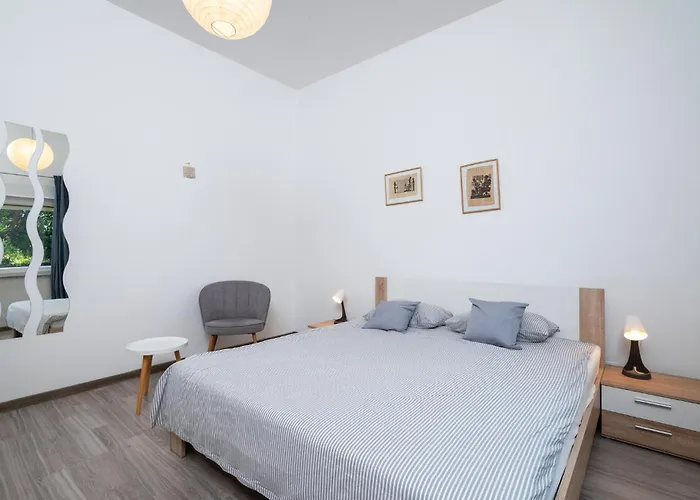 Stunning In With Wifi Apartament *