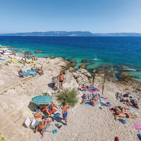2 Bedroom Lovely In * Rabac